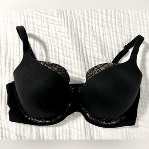 NWOT Victoria’s Secret lined demI bra 38DDD
